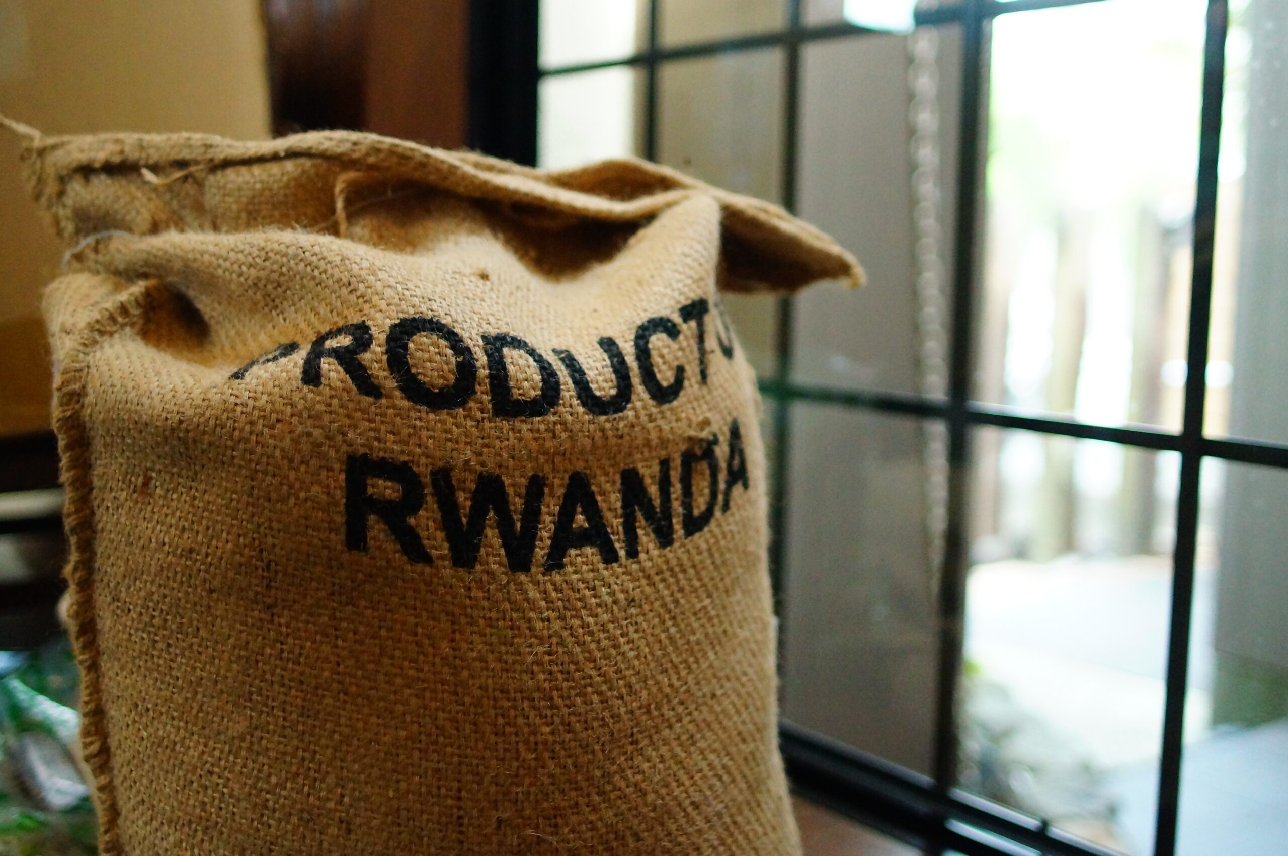 MOUNTAIN COFFEE　BEANS SHOP