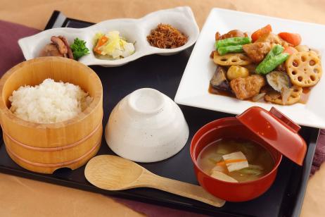 ためつ食堂